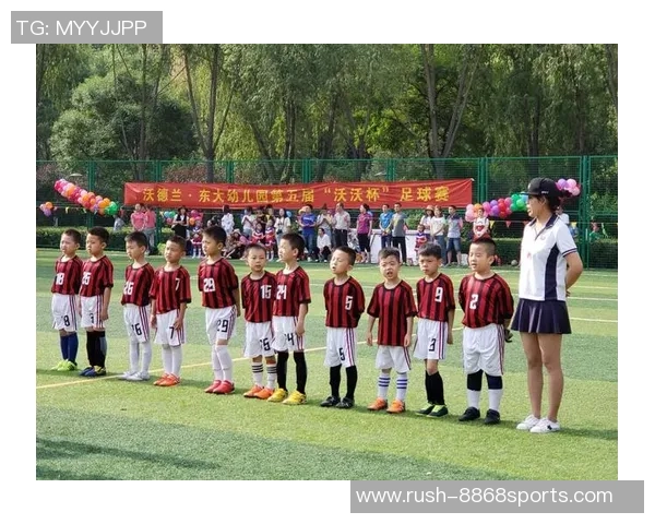 足球杨朝辉的传奇人生与赛场背后的故事揭秘